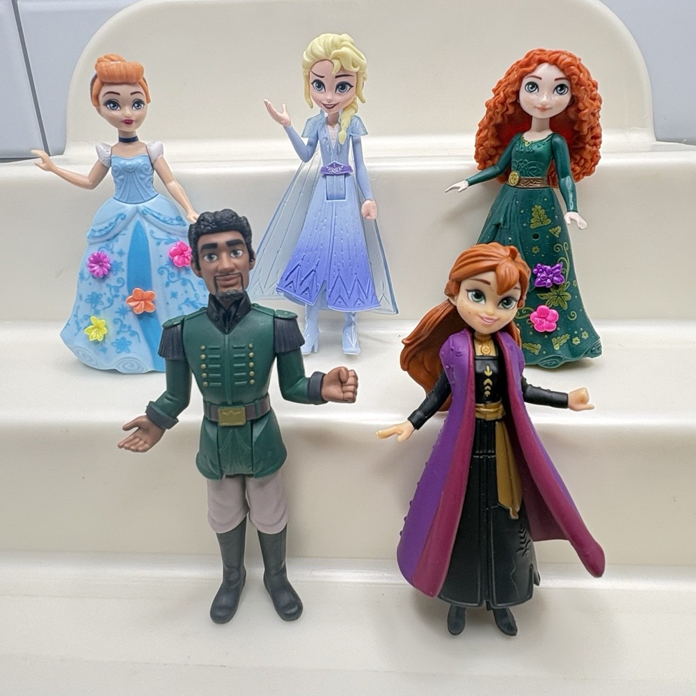 Disney Dolls Playset Dollhouse Frozen Elsa Anna Cinderella Merida Collection